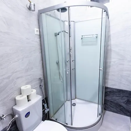 Diamond Lux - 5 Rooms, 2 Bathrooms * Budapešť