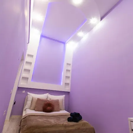 Diamond Lux - 5 Rooms, 2 Bathrooms Apartment
