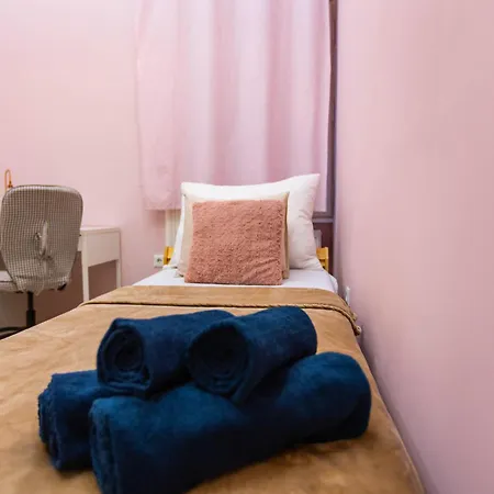 Diamond Lux - 5 Rooms, 2 Bathrooms Apartment Budapest